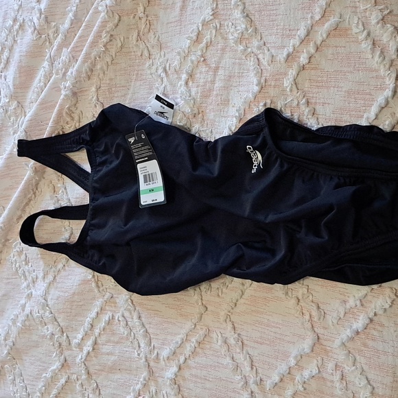 Speedo Other - NWT SPEEDO SIZE 8